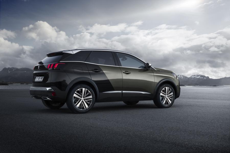  Peugeot 3008 GT 2016 года  (WW) (фото 28 из 42)